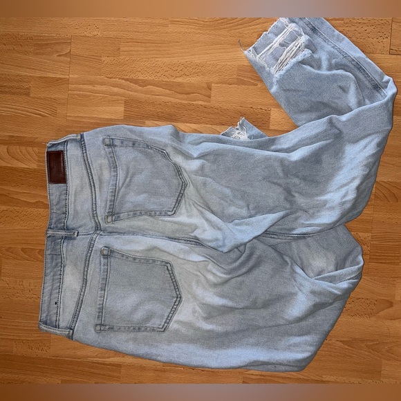 High rise Hollister mom jeans - Picture 4 of 5